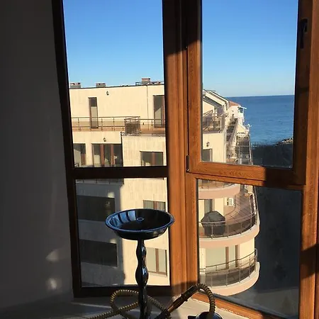 شقة Natasha Beachside بوموري